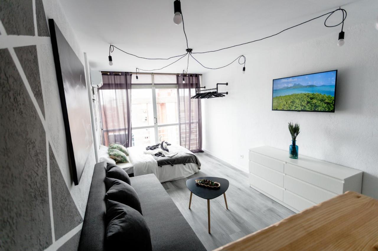 Modern Studio With See And City View Benidorm Exteriör bild